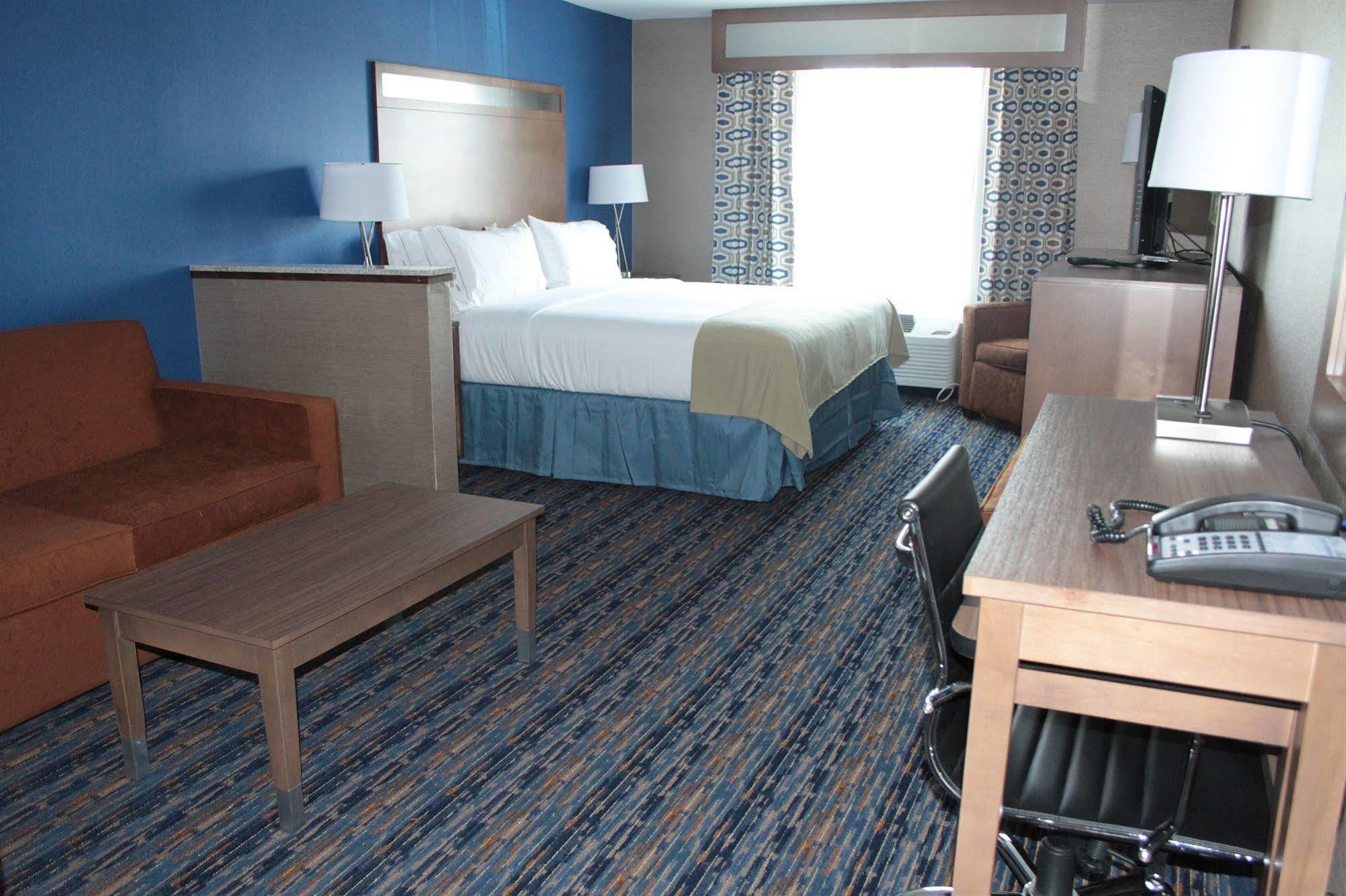 Holiday Inn Express Rocklin - Galleria Area By Ihg Exterior foto